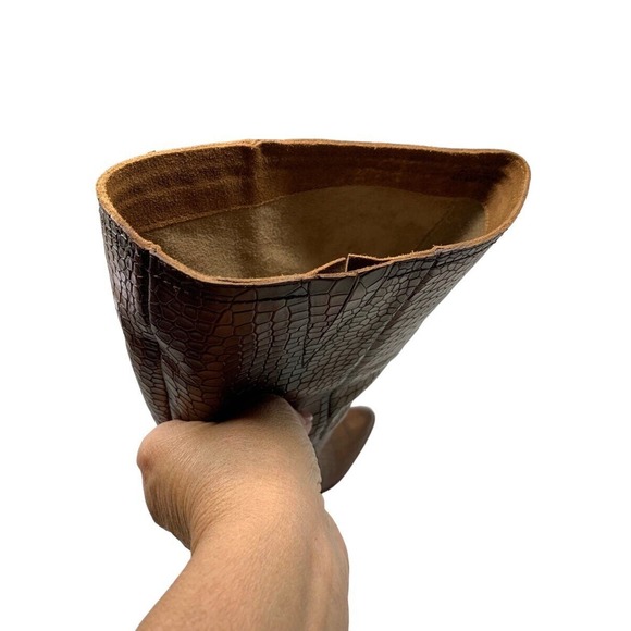 Diba True Do Brown Crocodile Knee High Boots Stacked Heel Pointed Toe 10M - Picture 8 of 11